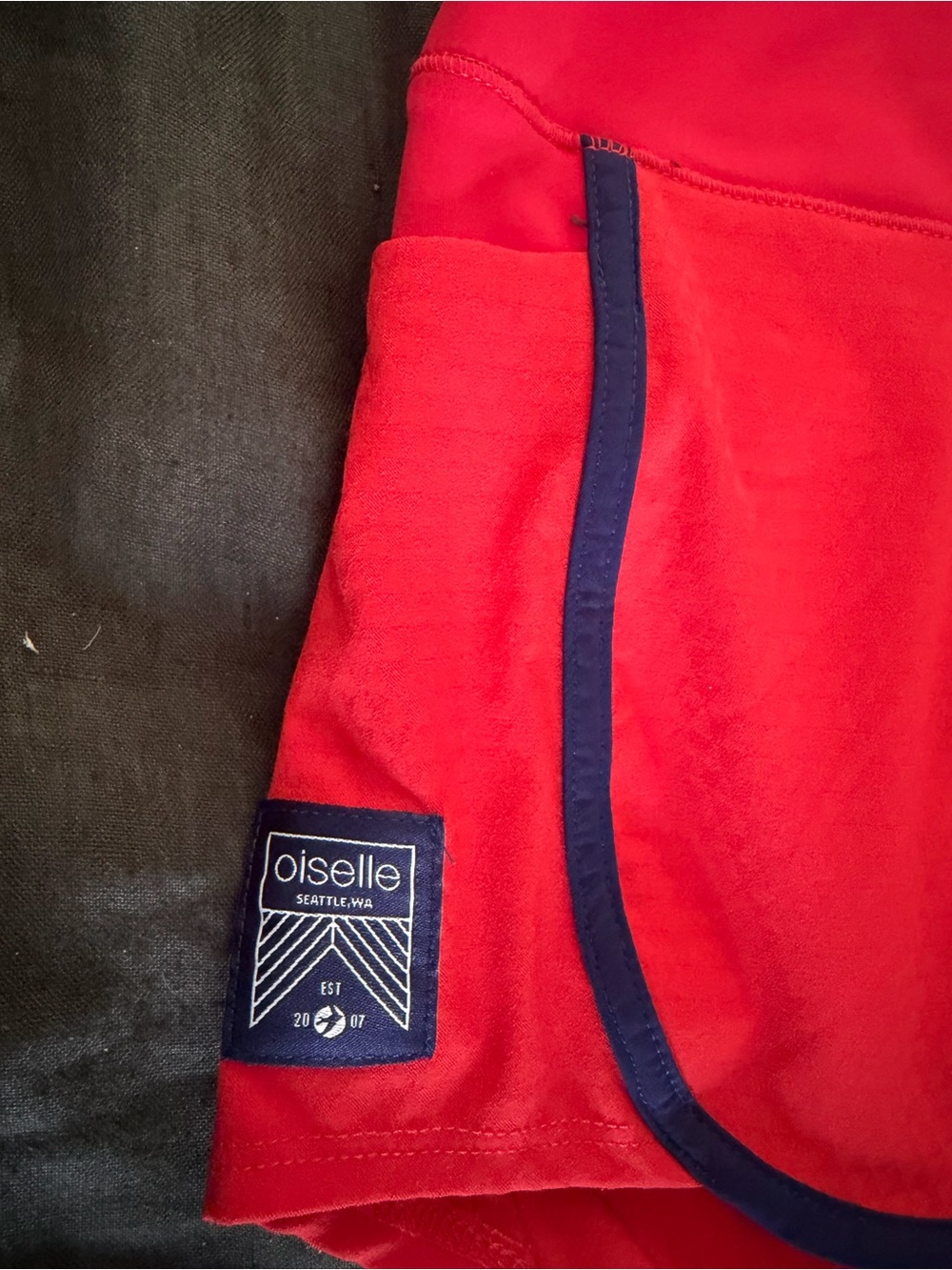Oiselle Roga Red - Picture 4 of 5